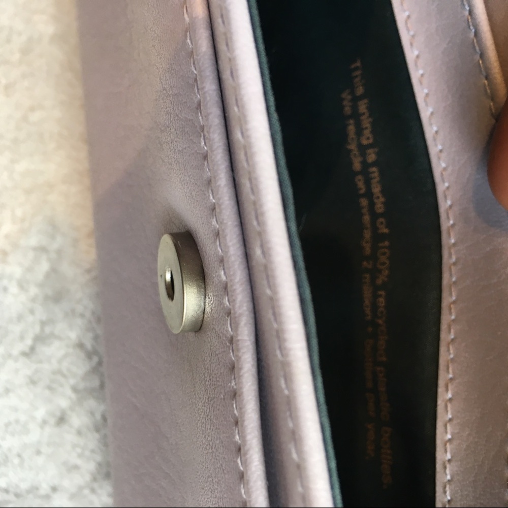 Matt& nat vegan purple cross body mini purse. - Picture 8 of 9